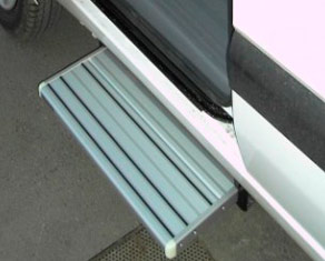 Escalón semi-automático